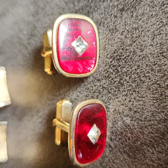 2 sets Vintage Cuff Links in GUC - Picture 3 of 6